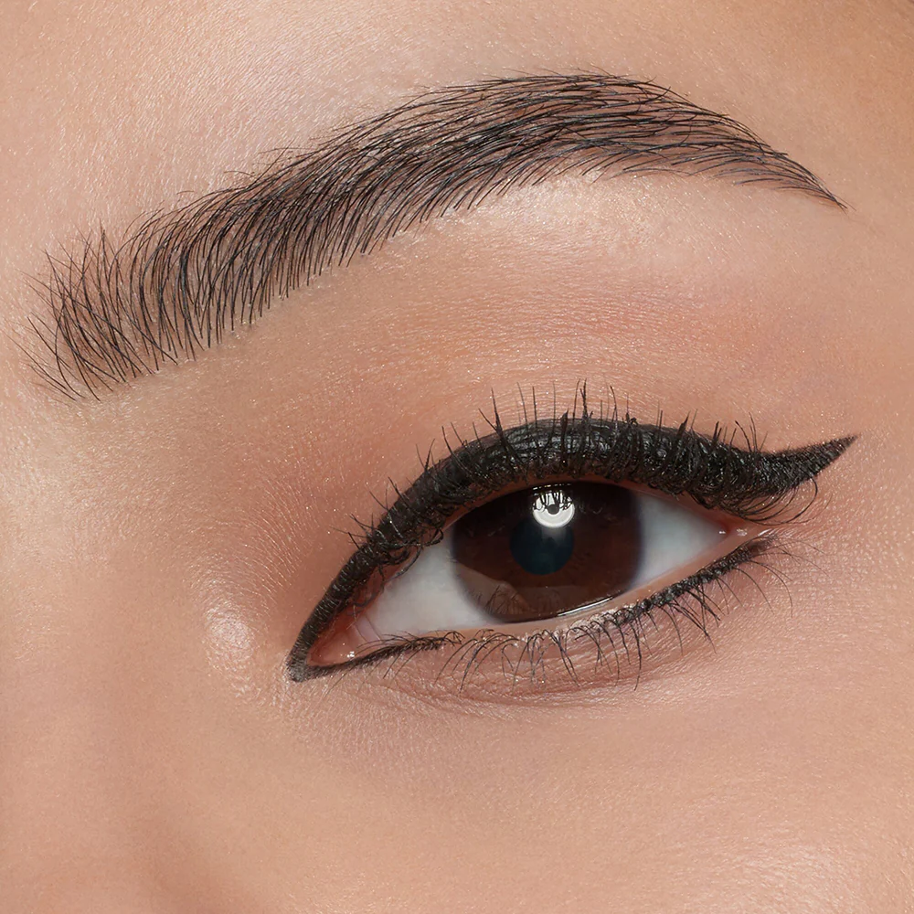 Essence Eyeliner Pen 010 Blackest Black - Image 6
