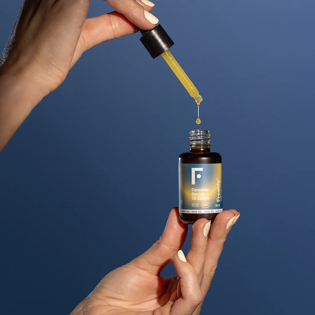 FRESHLY Ceramide Barrier Oil Serum  30 ml - Image 2