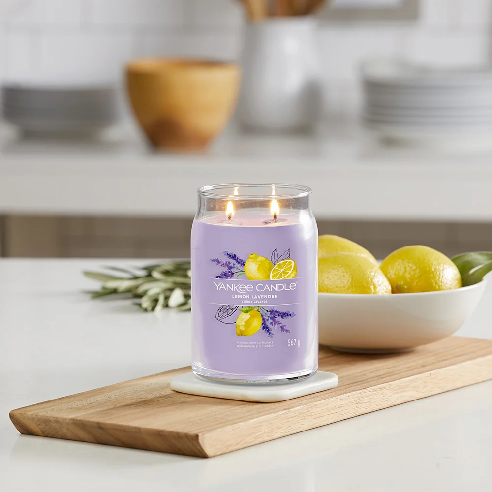 Yankee Candle Lemon Lavender Signature Grande Lavender Signature - Image 5