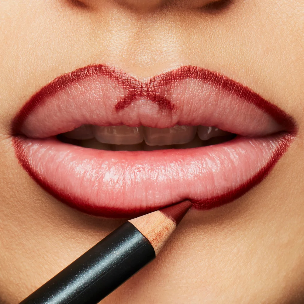 Mac Lip Pencil Chestnut 06 - Image 2