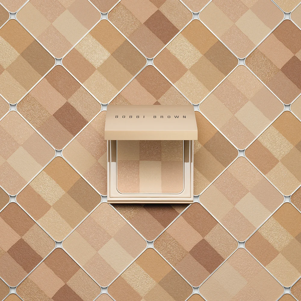 Bobbi Brown Nude Finish Illuminating Powder Bare - Image 3