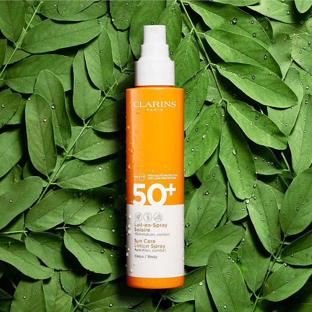 Clarins Spray Solaire Lacté Spf50+ - Image 4