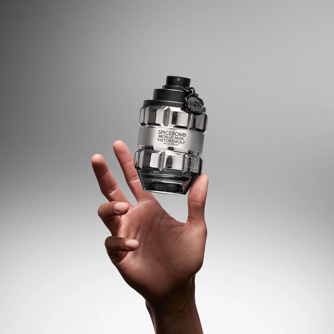 VIKTOR&ROLF Spicebomb Metallic Musk 50 ml - Image 6